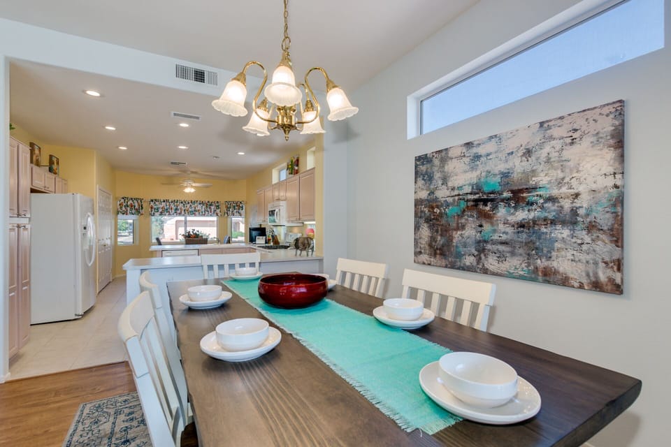 Everyone can come together for a nice meal at this dining table!