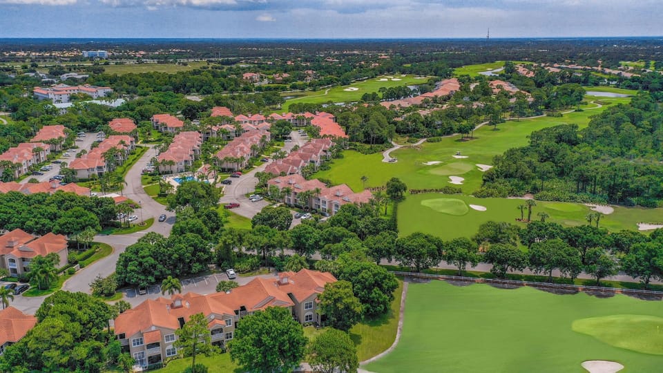 Golfers' paradise! Our villa is nestled next to & overlooking PGA Learning Center, offering free golf on the pitch & put course.
