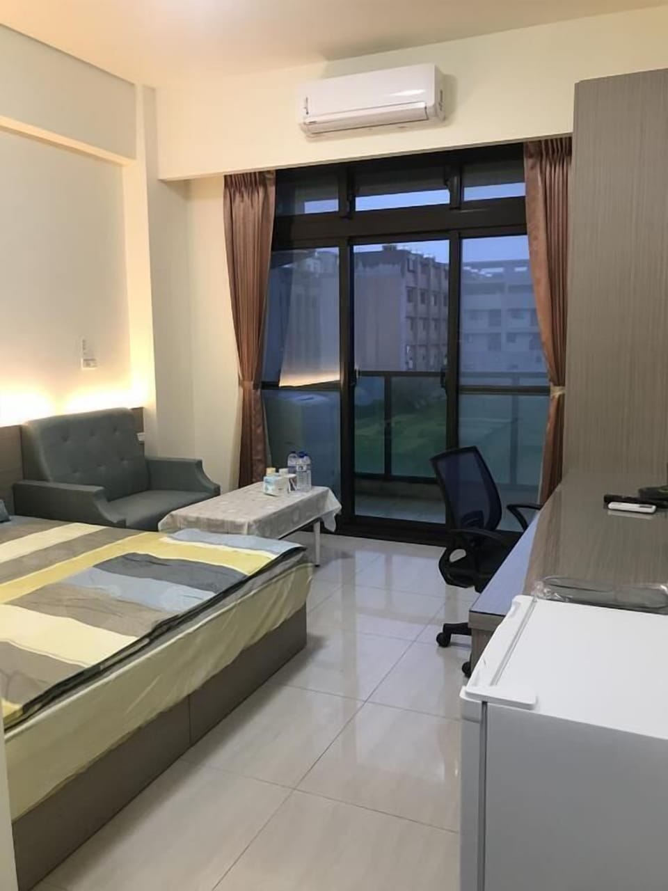 Double Room | Desk, blackout drapes, free WiFi, bed sheets