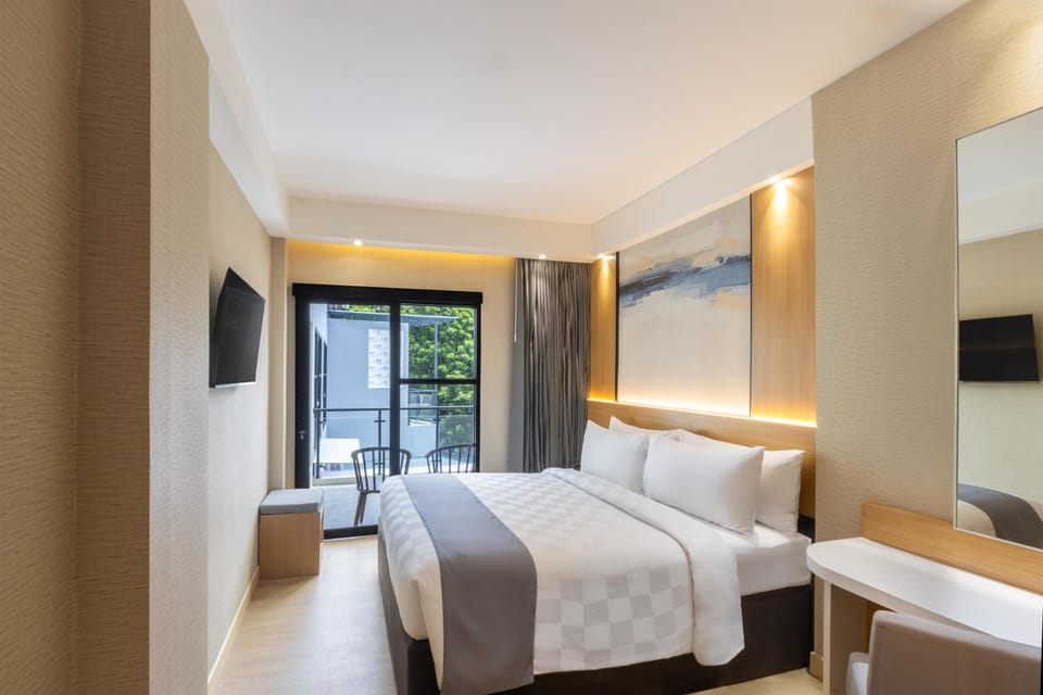 Executive Room, 1 Double Bed, Smoking | Room amenity