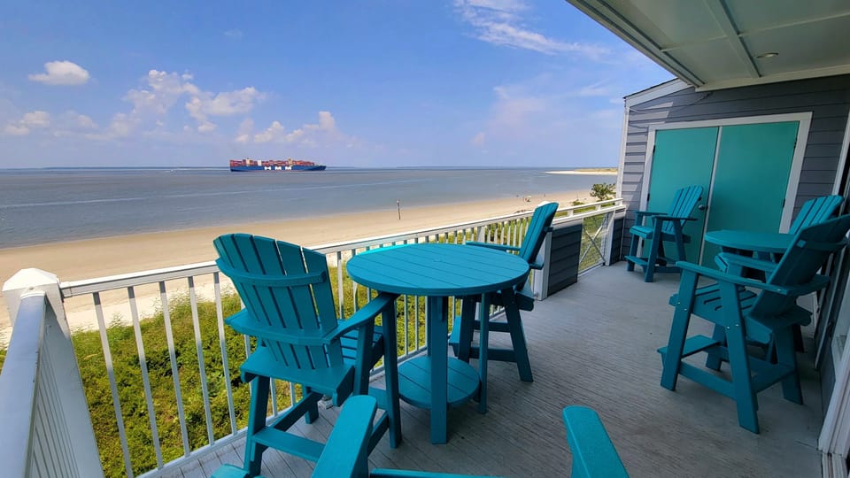 Welcome To Bay View Villas 309 - Beachfront with Ocean Views!