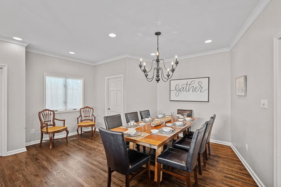 Dining area with seating for 8