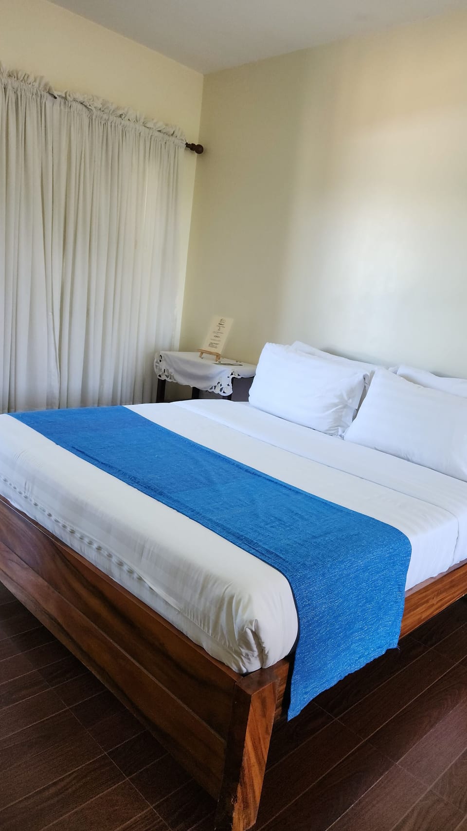 Superior room | Premium bedding, desk, WiFi (free), bed sheets