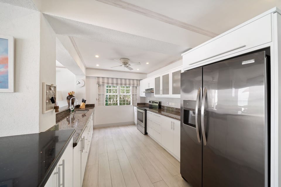Open-plan modern design featuring high ceilings