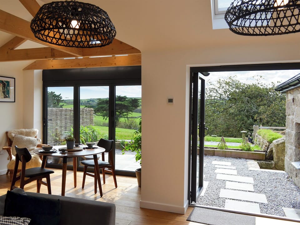 Bright and airy open plan living space | The Hen House - Highfield , Nancherrow, near Penzance