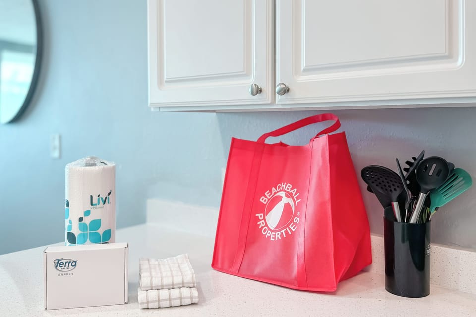 Kitchen amenites