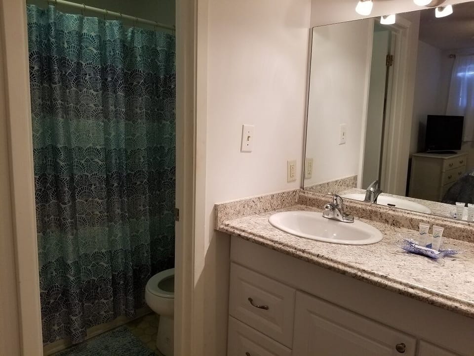 2 Full Baths