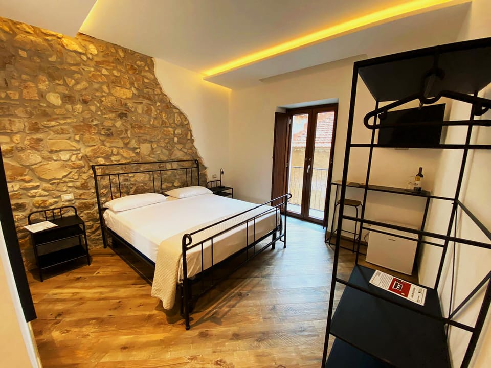 Premium bedding, down comforters, memory foam beds, minibar