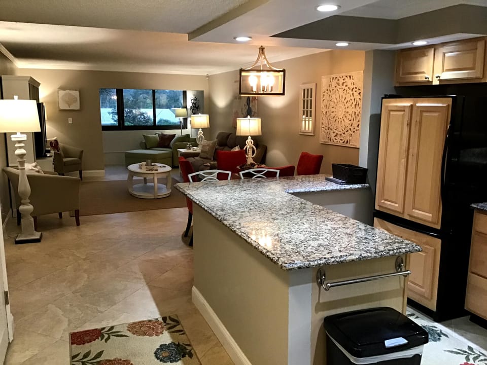 Open floor plan!