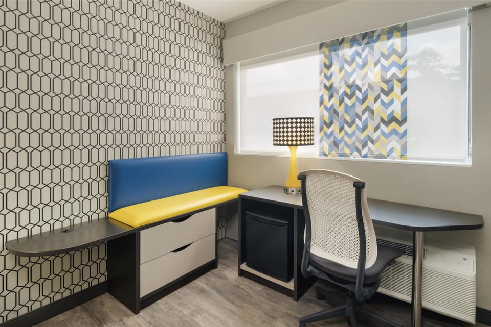 Standard Room, 1 King Bed, Non Smoking (Shower Only) | Premium bedding, memory foam beds, laptop workspace, blackout drapes