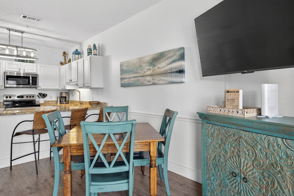 Bar seating and Dining Area