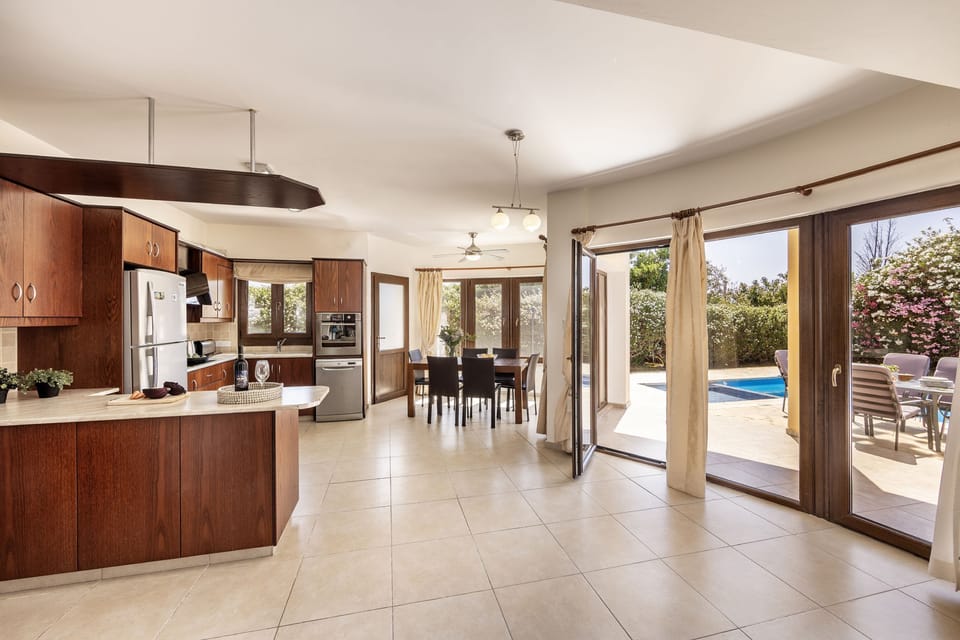 Expanse of doors making it light and bright