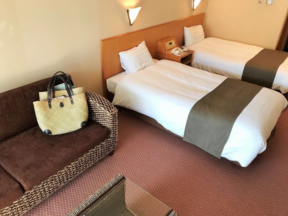 In-room safe, WiFi (free)