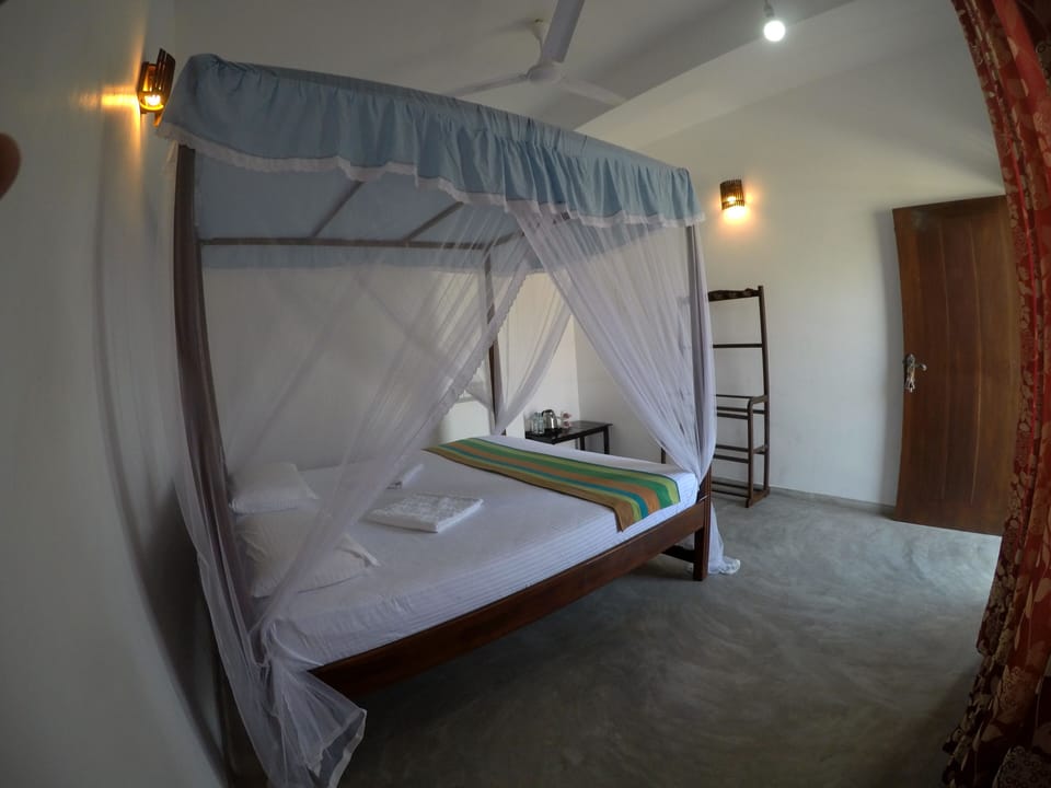 Deluxe Double Room | Individually decorated, individually furnished, free WiFi, bed sheets