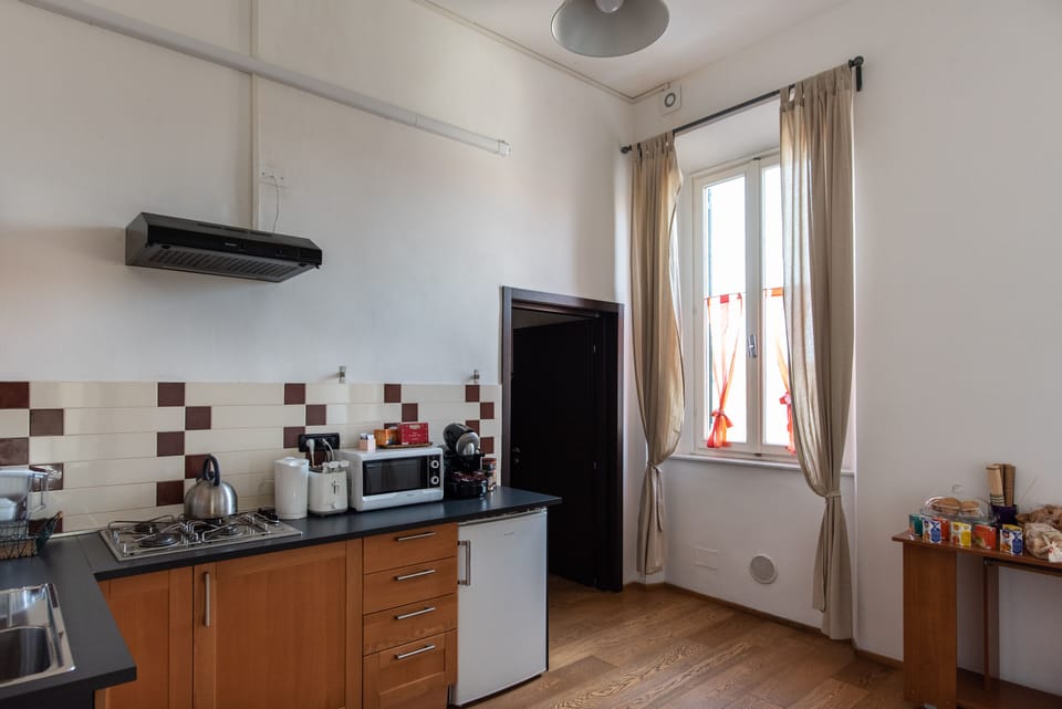 Free daily self-serve breakfast