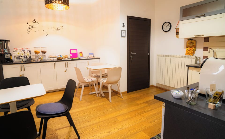 Microwave, stovetop, coffee/tea maker, electric kettle
