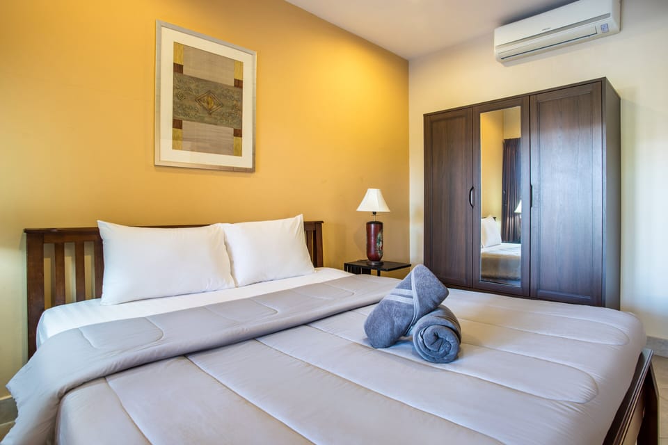 5-bedroom Villa with Private Pool | 5 bedrooms, desk, laptop workspace, blackout drapes