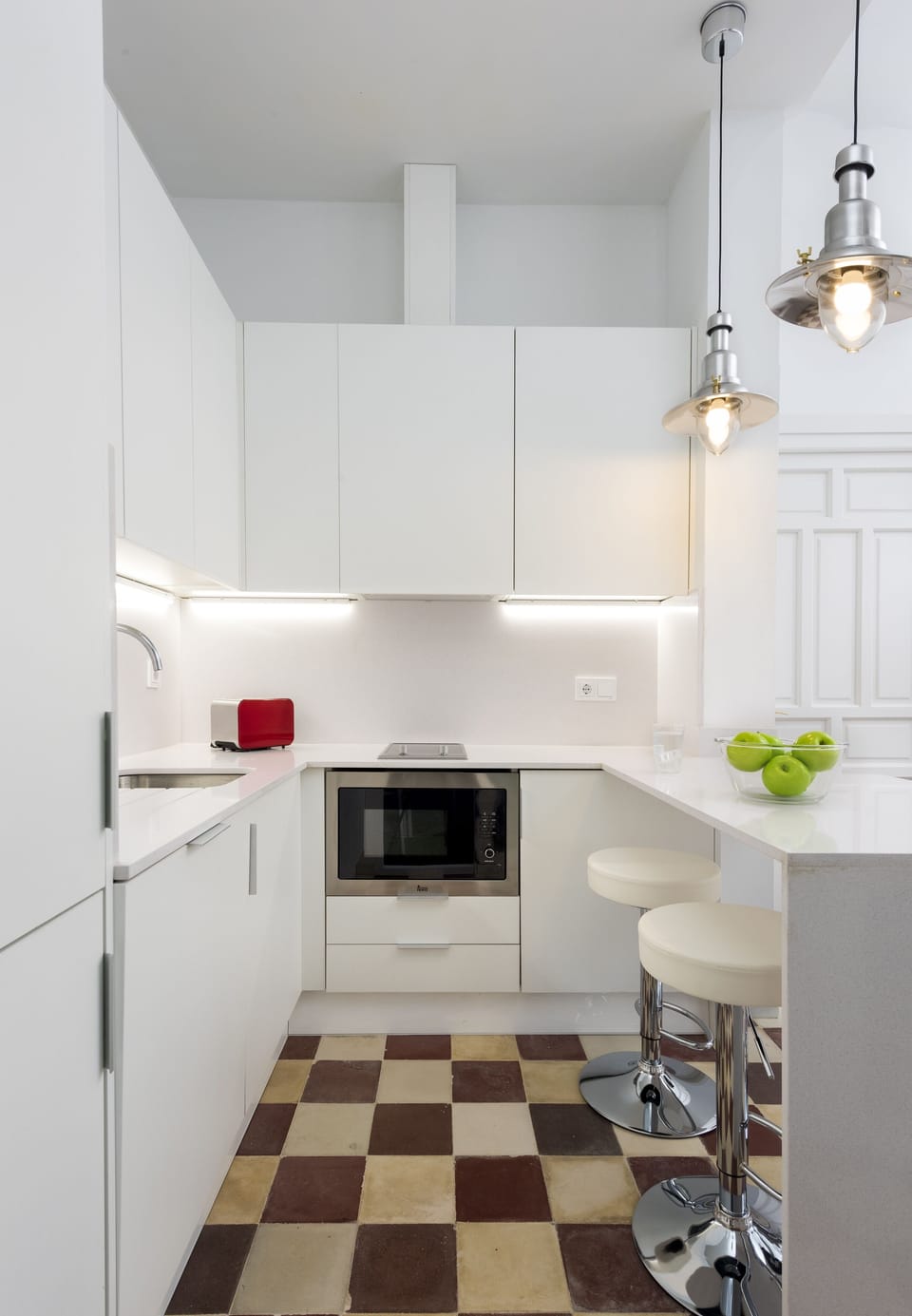 Apartment (2 Bedrooms) | Private kitchen | Full-size fridge, microwave, oven, espresso maker