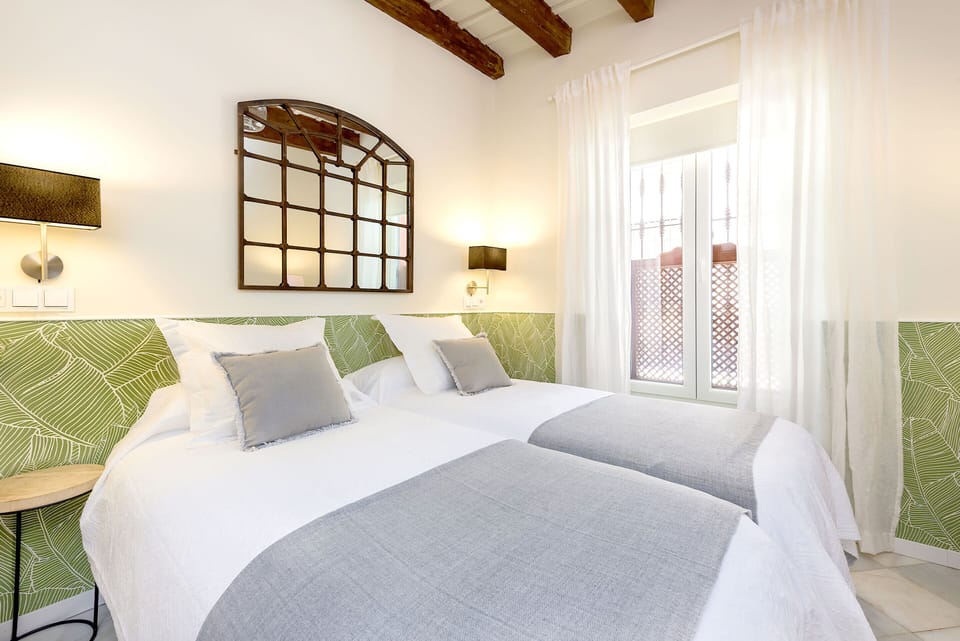Apartment (3 Bedrooms) | 3 bedrooms, iron/ironing board, free WiFi, bed sheets