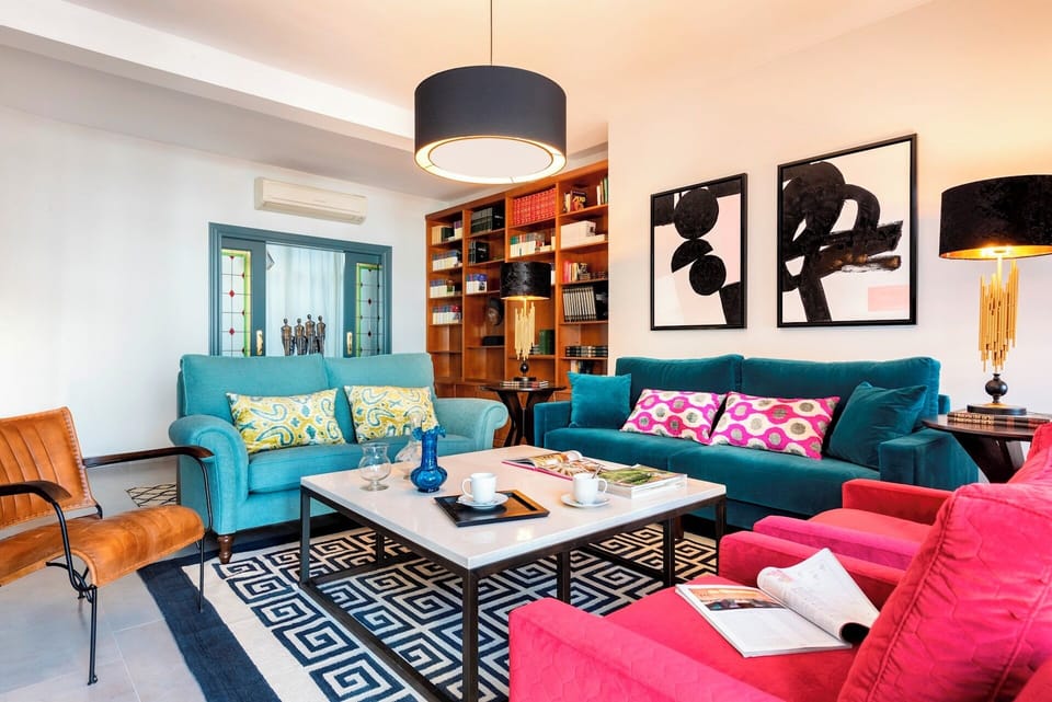 Apartment (4 Bedrooms) | Living area | 32-inch TV with cable channels