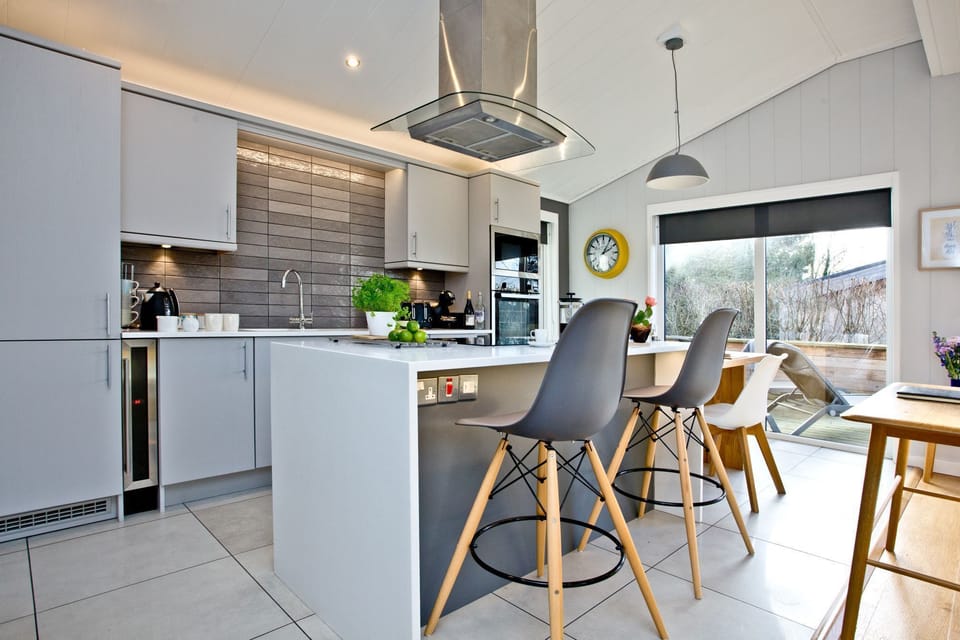 Kitchen are with breakfast bar seating two - Nyland Lodge, Strawberryfield Park