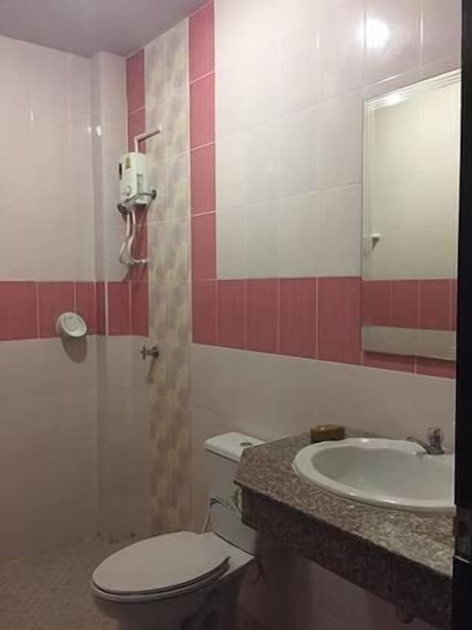 Shower, towels, soap, shampoo