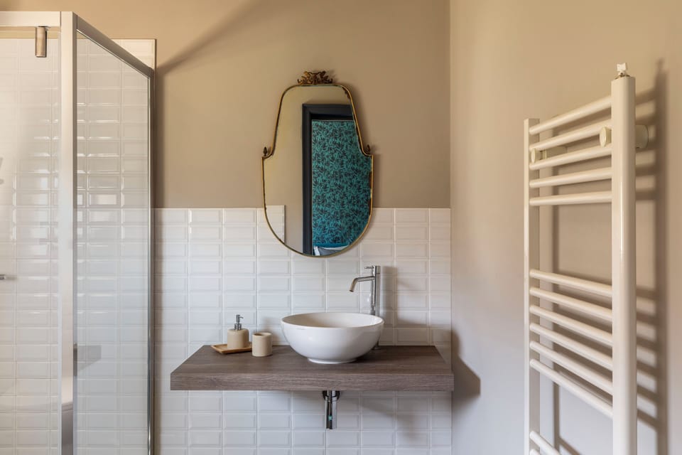 Design Double Room, Balcony | Bathroom | Shower, hair dryer, towels, soap