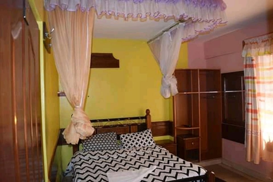 Standard Single Room | Desk, laptop workspace, iron/ironing board, free WiFi