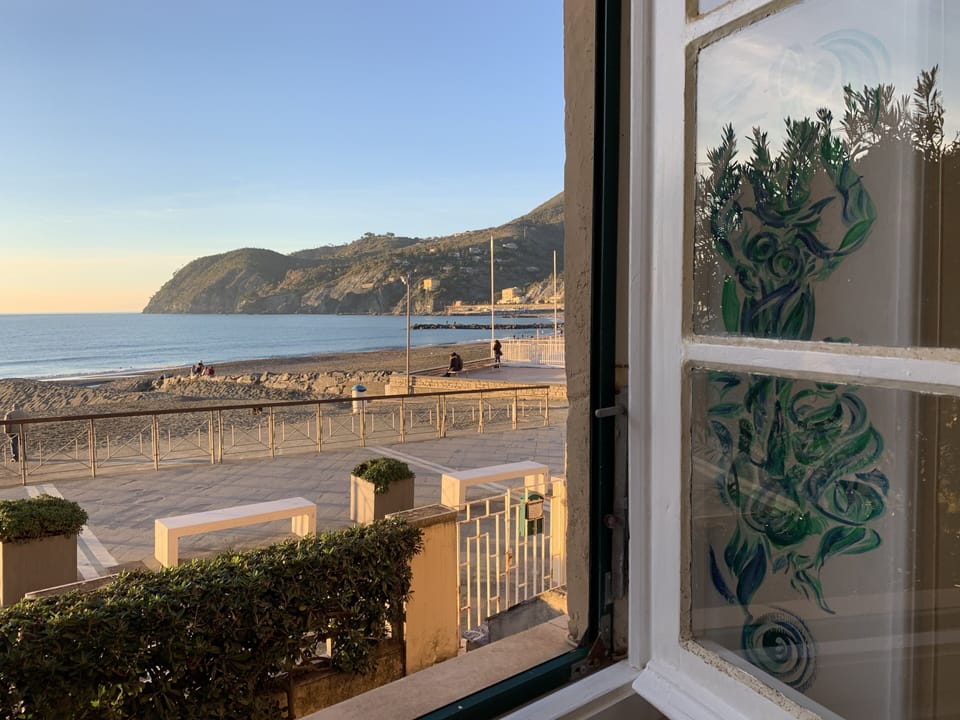 Apartment, 3 Bedrooms, Sea View (Via Gaetano Semenza 2) | Water view