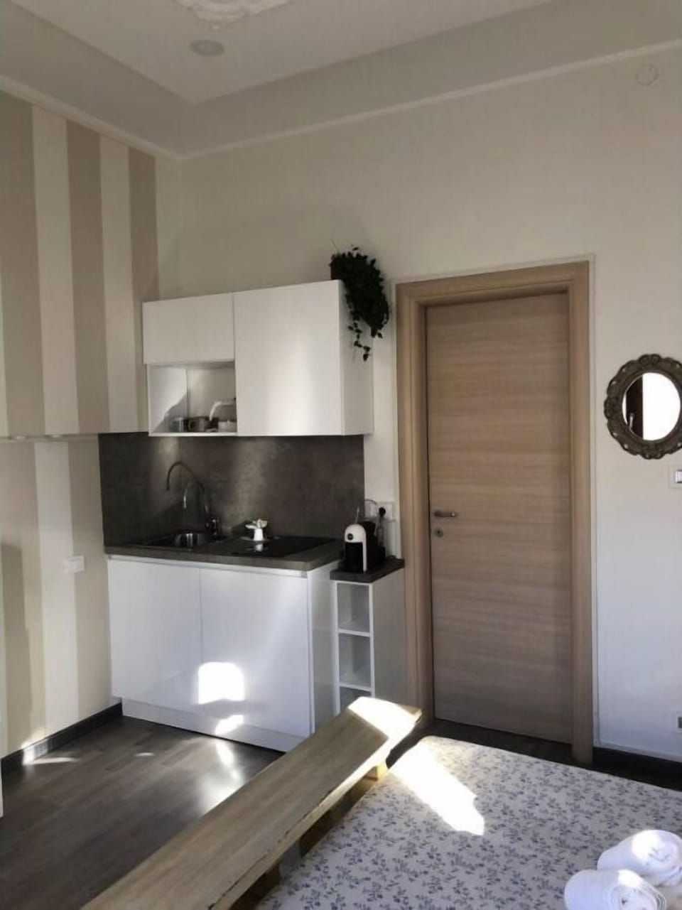 Double Room, Ensuite | Desk, soundproofing, WiFi (surcharge), individually decorated
