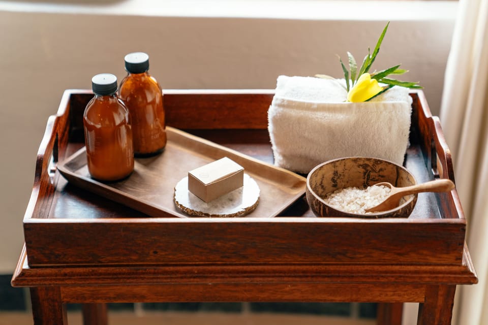 Luxury Room | Bathroom | Separate tub and shower, hair dryer, bathrobes, slippers