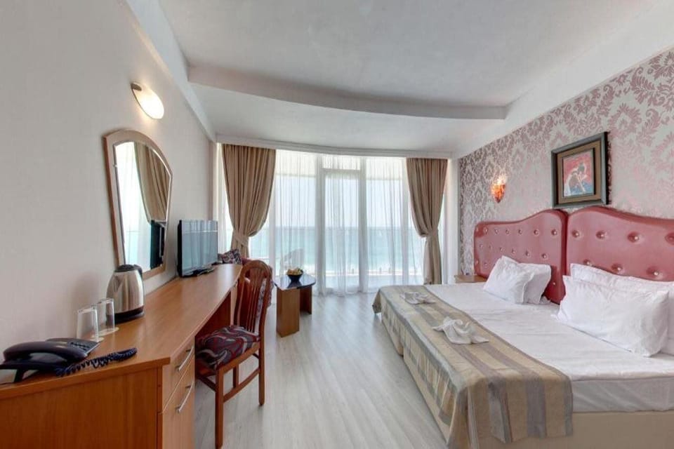 Premium bedding, pillowtop beds, individually decorated