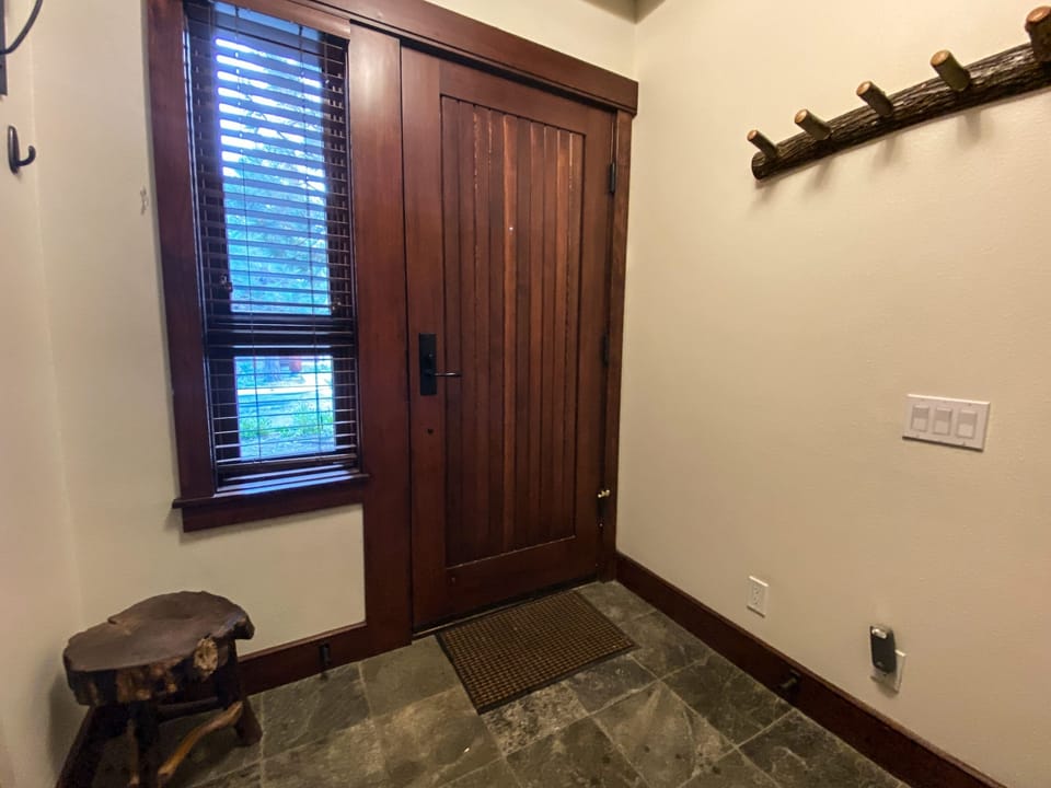 Condo, 3 Bedrooms | 3 bedrooms, iron/ironing board, WiFi (free)