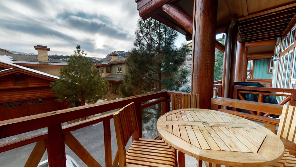 Condo, 3 Bedrooms | Balcony