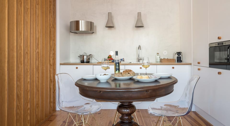 Apartment, 2 Bedrooms (3) | Private kitchen | Fridge, microwave, stovetop, espresso maker