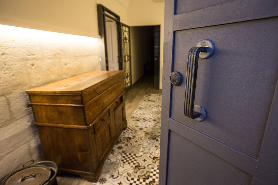 Apartment, 2 Bedrooms | Room amenity