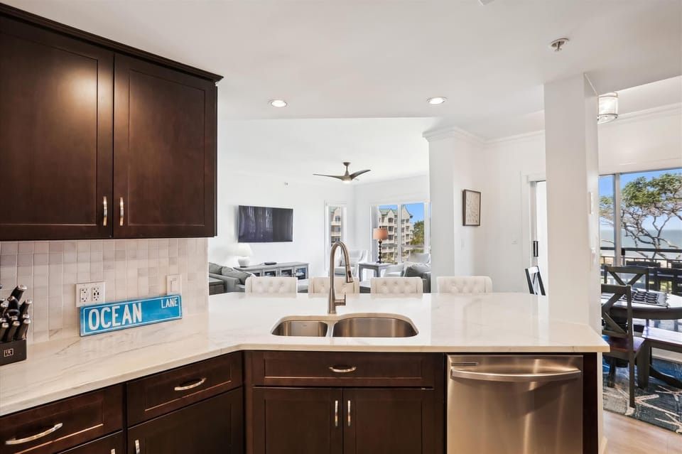 Kitchen at 3408 Windsor Court South