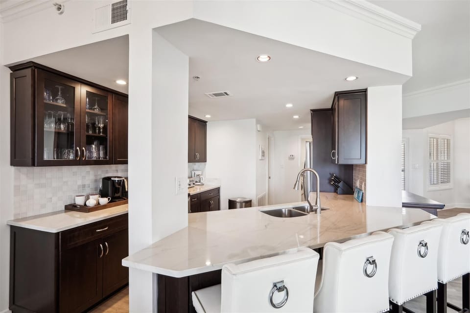 Kitchen at 3408 Windsor Court South