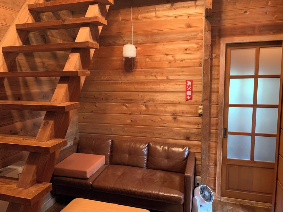 Superior Duplex | Soundproofing, WiFi (free), bed sheets