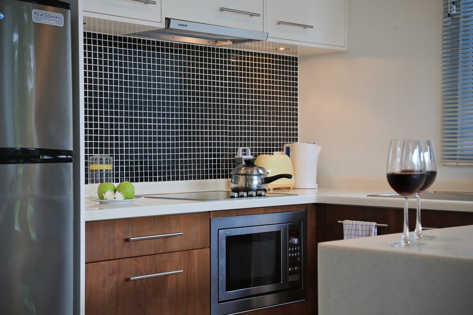 Kata gardens luxury 2bedroom 4B | Private kitchen | Full-size fridge, microwave, stovetop, coffee/tea maker