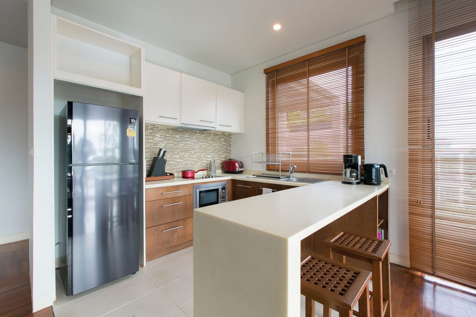 Seaview Kata Gardens Penthouse Private Rooftop 4C | Private kitchen | Full-size fridge, microwave, oven, stovetop