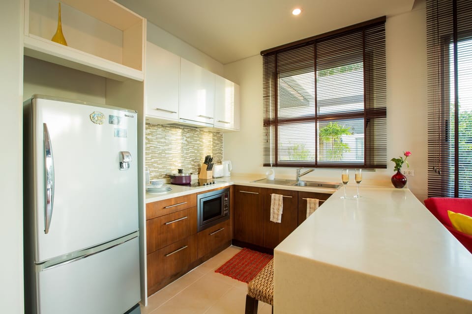 Ocean view Kata gardens penthouse 6C | Private kitchen | Fridge, microwave, oven, stovetop
