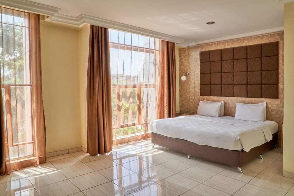 Executive Double Room | Minibar, desk, laptop workspace, free WiFi