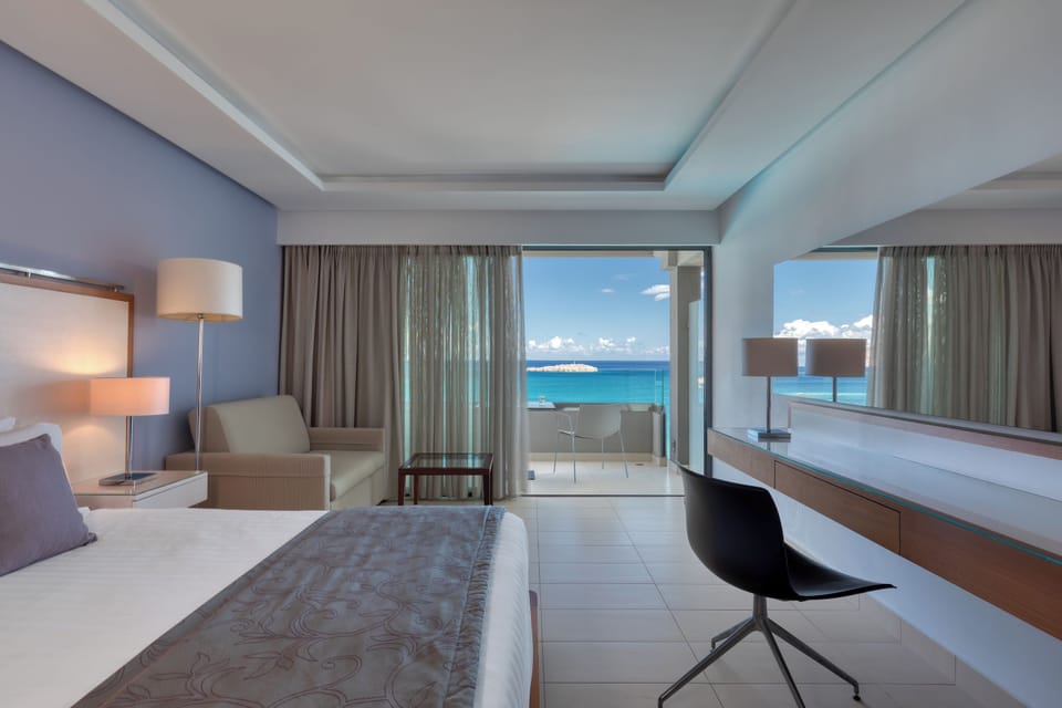 In-room safe, desk, blackout drapes, WiFi