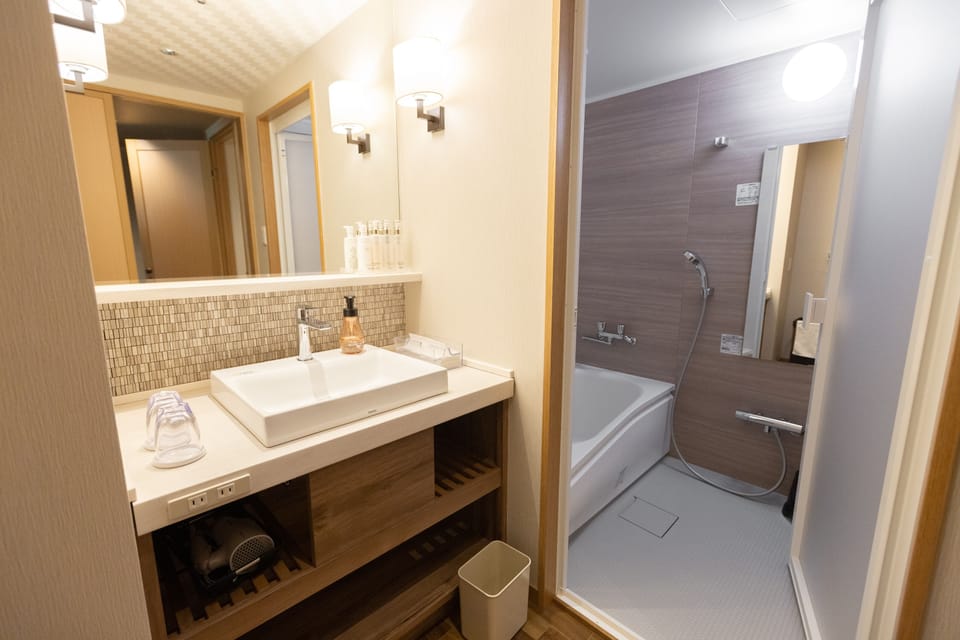 Twin Room, 2 Bedrooms, Non Smoking, Terrace | Bathroom | Free toiletries, hair dryer, slippers, bidet