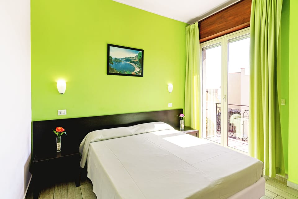 Apartment, 3 Bedrooms | 3 bedrooms, iron/ironing board, free WiFi, bed sheets