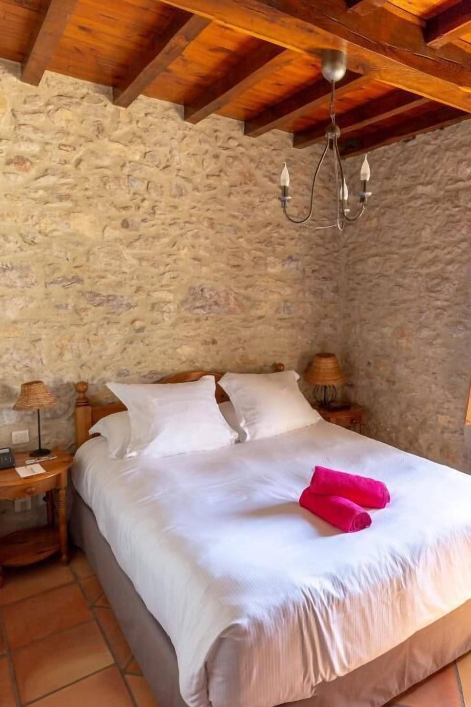 Double Room | Minibar, in-room safe, individually decorated, individually furnished