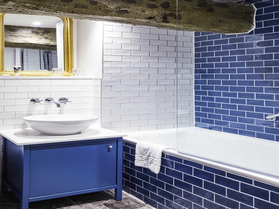 Individually decorated, laptop workspace, blackout drapes