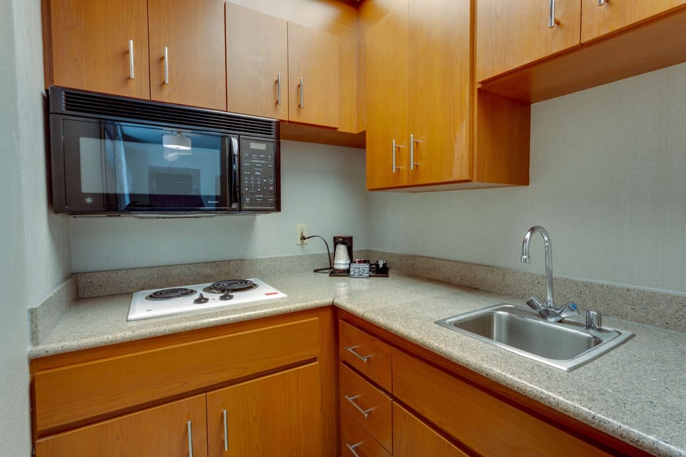 Fridge, microwave, coffee/tea maker