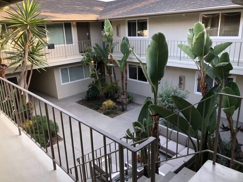 Courtyard gardens